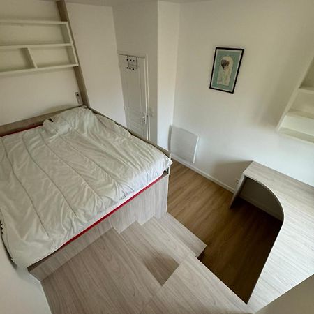 Face A La Mer Avec Clim, Wifi, Parking 르발카레스 외부 사진