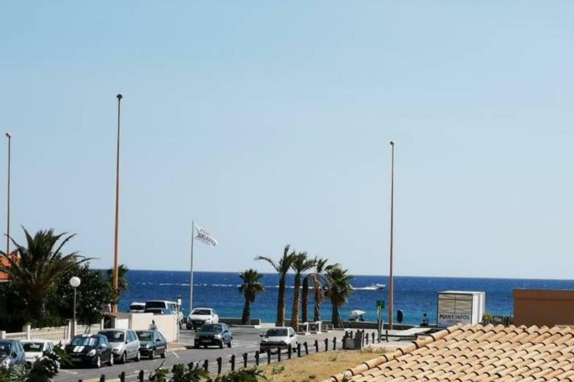 Face A La Mer Avec Clim, Wifi, Parking 르발카레스 외부 사진